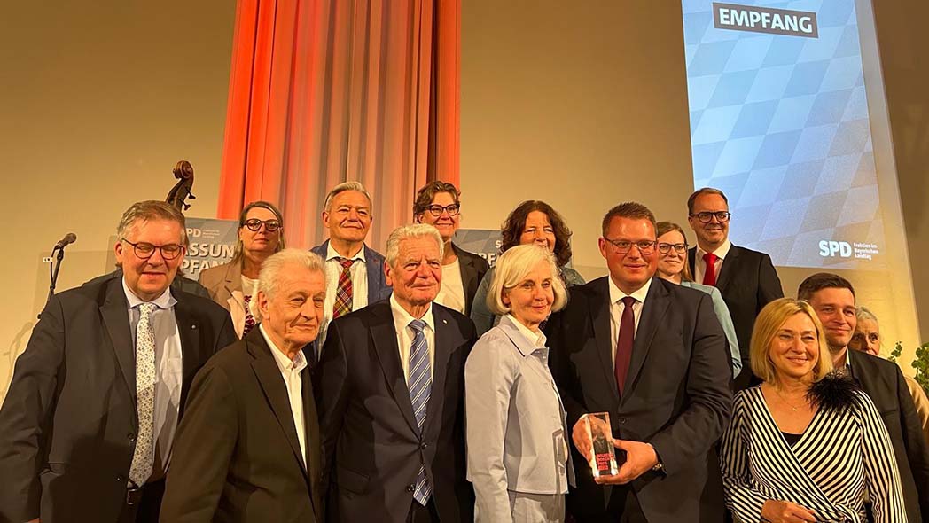Gruppenbild der SPD-Politiker*innen beim Verfassungsempfang 2026