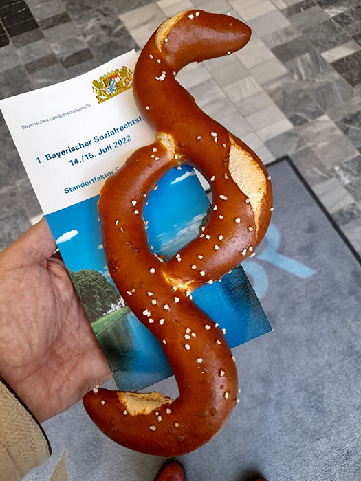 Laugenbrezel in Paragrafenform
